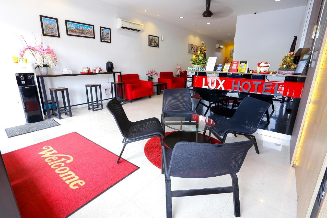 Lux Hotel Teluk Intan Esterno foto